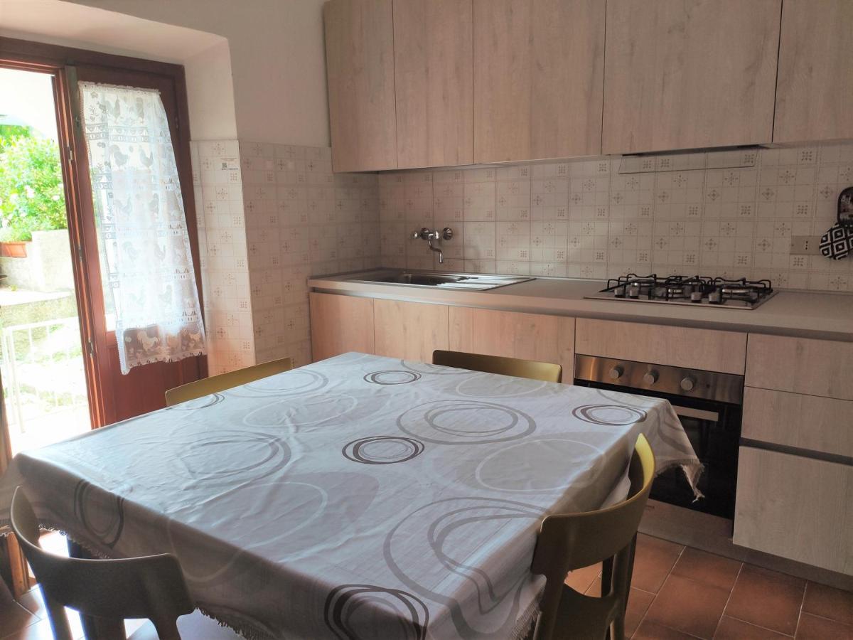Appartamento Il Girasole Pomonte Eksteriør billede